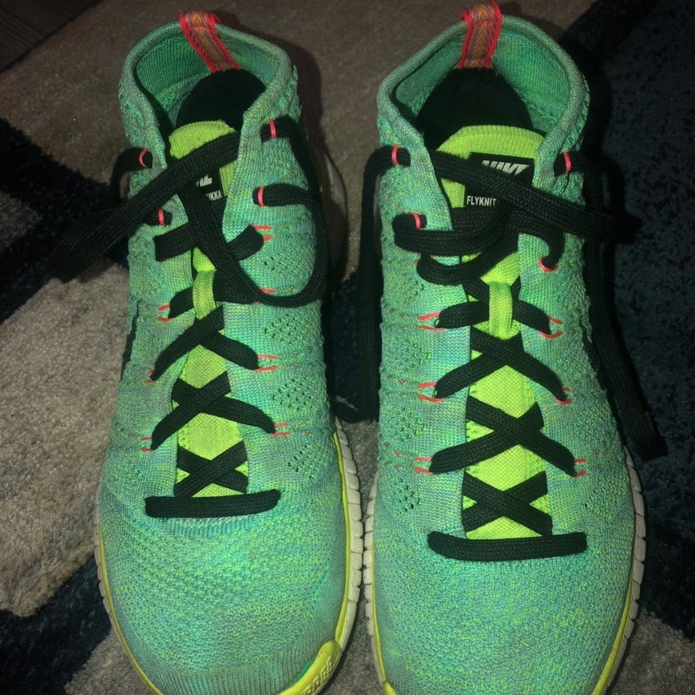 SOLD Nike chukka PR QS size 9.5